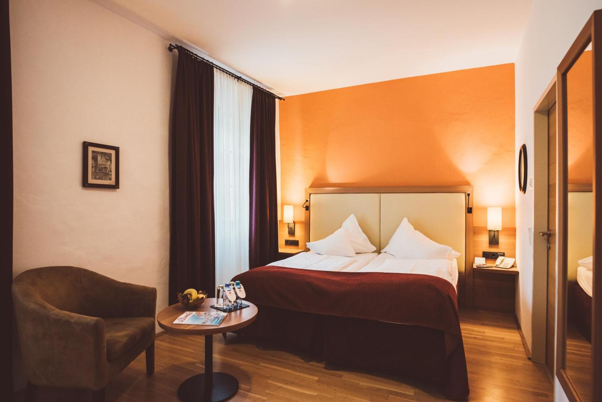 Standard Double or Twin Room,1448084248:JPEG